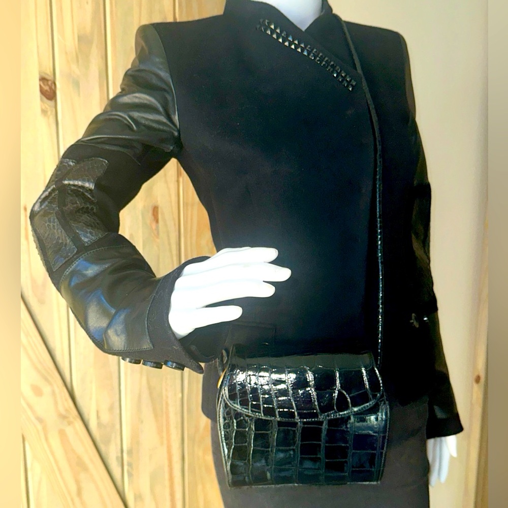 Stunning vintage De Vecchi Italy Hamilton Hodge genuine crocodile alliga…